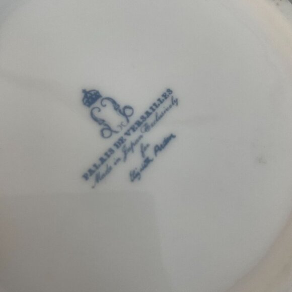 Vintage Elizabeth Arden Palais de Versailles Porcelain Trinket Box Japan Jewelry - Picture 7 of 8